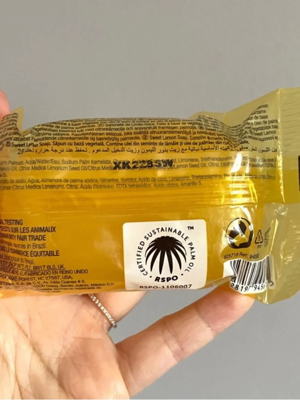 The Body Shop Sweet Lemon Glycerin Soap - 3 bars x 100g, BNIP